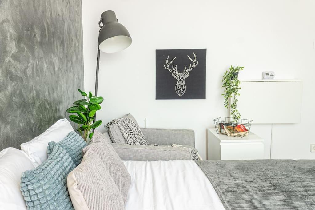 Cosy Nest M&N Condos Бухарест Екстер'єр фото